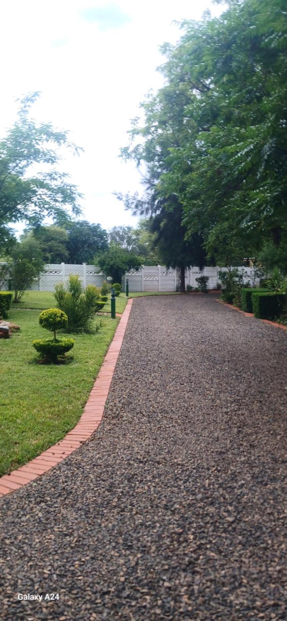 Driftwood Boutique Bed And Breakfast Lobatse Zewnętrze zdjęcie